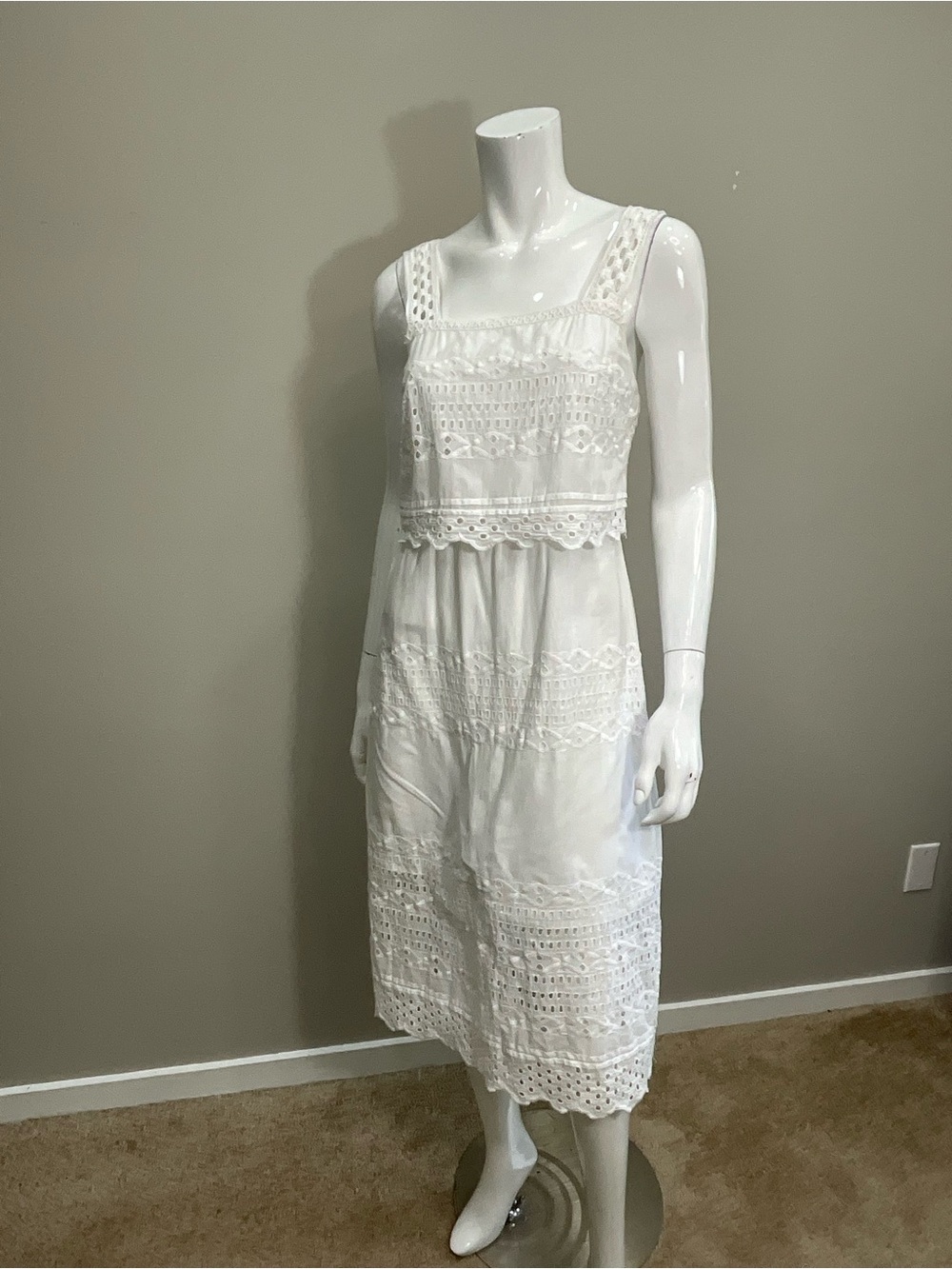 J.CREW White Eyelet Lace Tiered Midi Dress Scalloped Hem Sleeveless Sz 2 - Picture 5 of 10